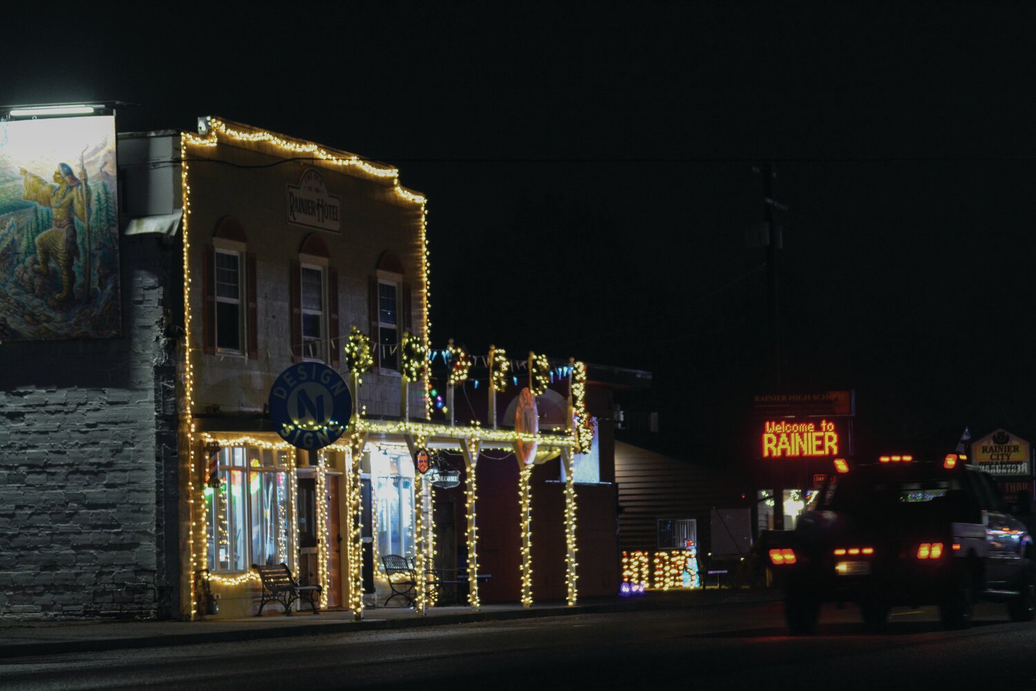 Rainier’s Design N Signs was one of many downtown businesses decorated for the Christmas season.